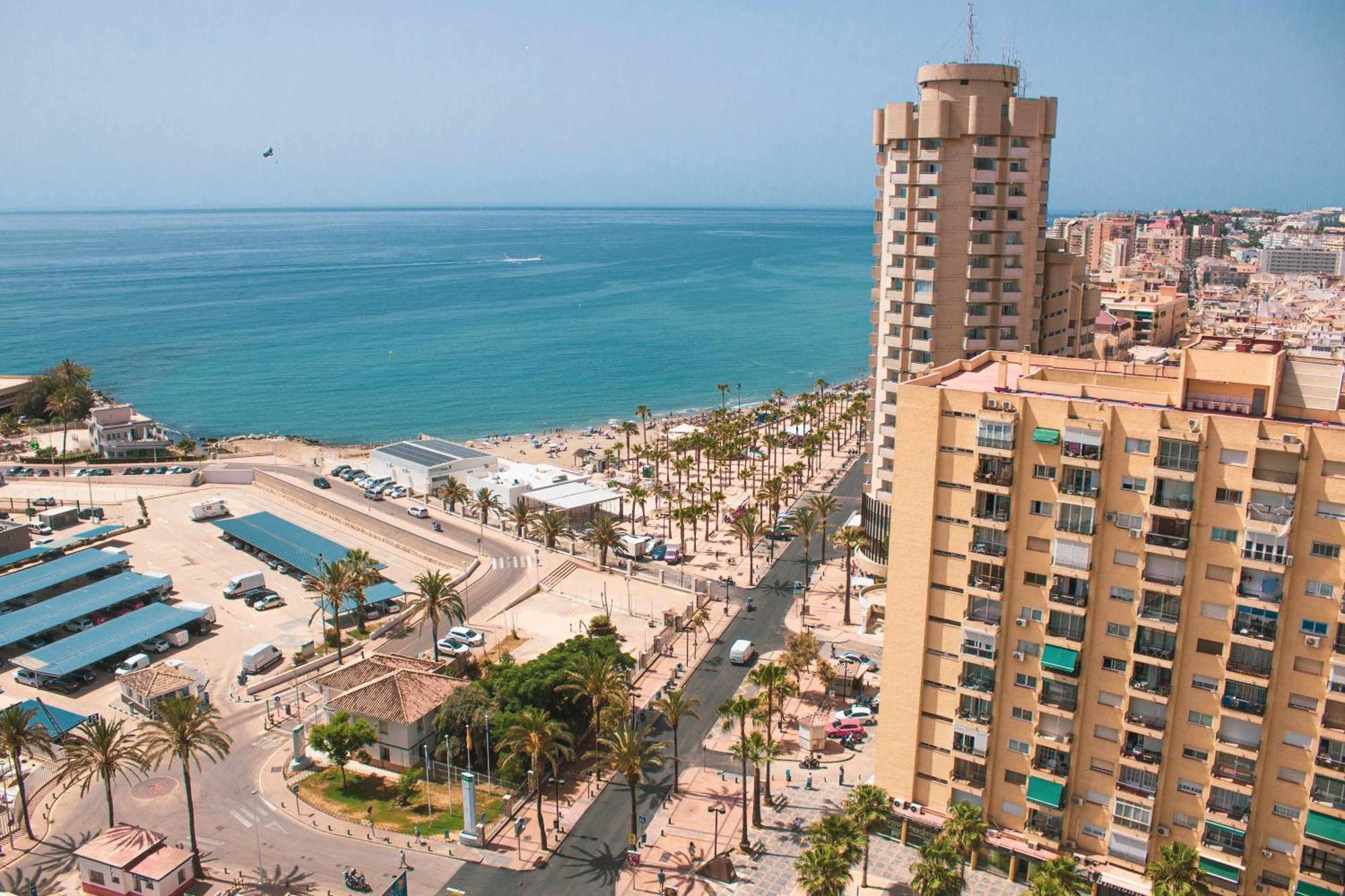 Nuevo Atico Con Piscina Privada Y Vistas Al Mar Διαμέρισμα Fuengirola Εξωτερικό φωτογραφία